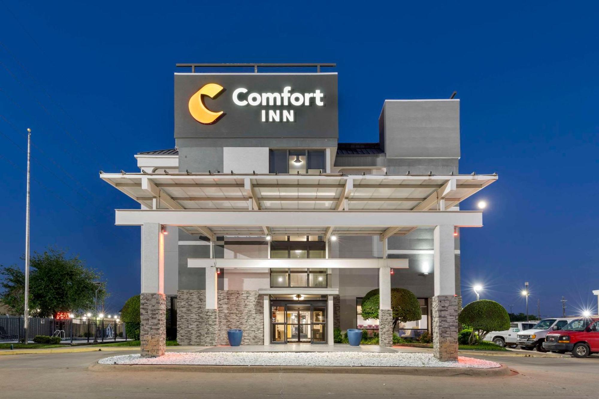 Comfort Inn Dallas North Love Field Airport Exterior foto